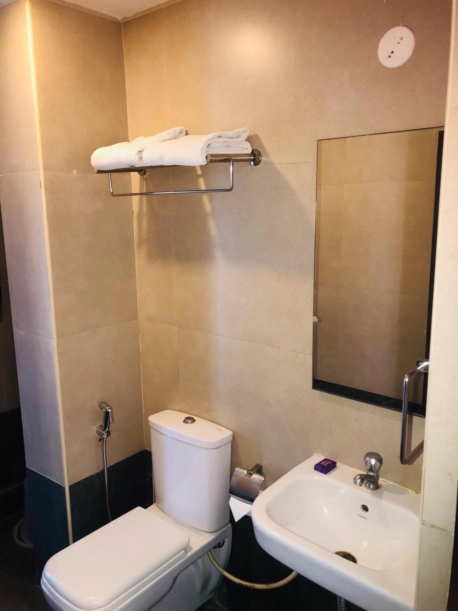 Astra Hotels & Suites - Hsr Layout Sector 1, Near Ecospace Bellandur บังกาลอร์ ภายนอก รูปภาพ